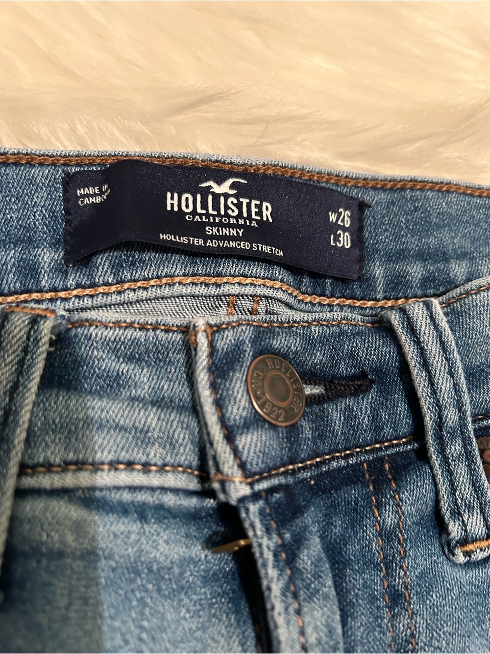 Hollister Skinny Jeans - Blue Denim with Contrast Stitching